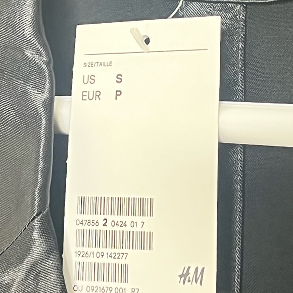 H&M Black Satin Wrap Dress - Picture 5 of 10